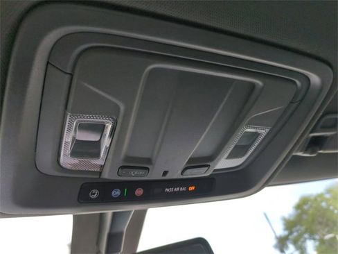 Used 2022 Chevrolet Silverado 2500 Custom w/ Custom Value Package image 23