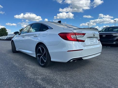 Used 2021 Honda Accord Sport image 7