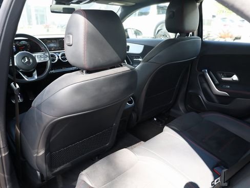 Used 2022 Mercedes-Benz A 220 4MATIC image 17