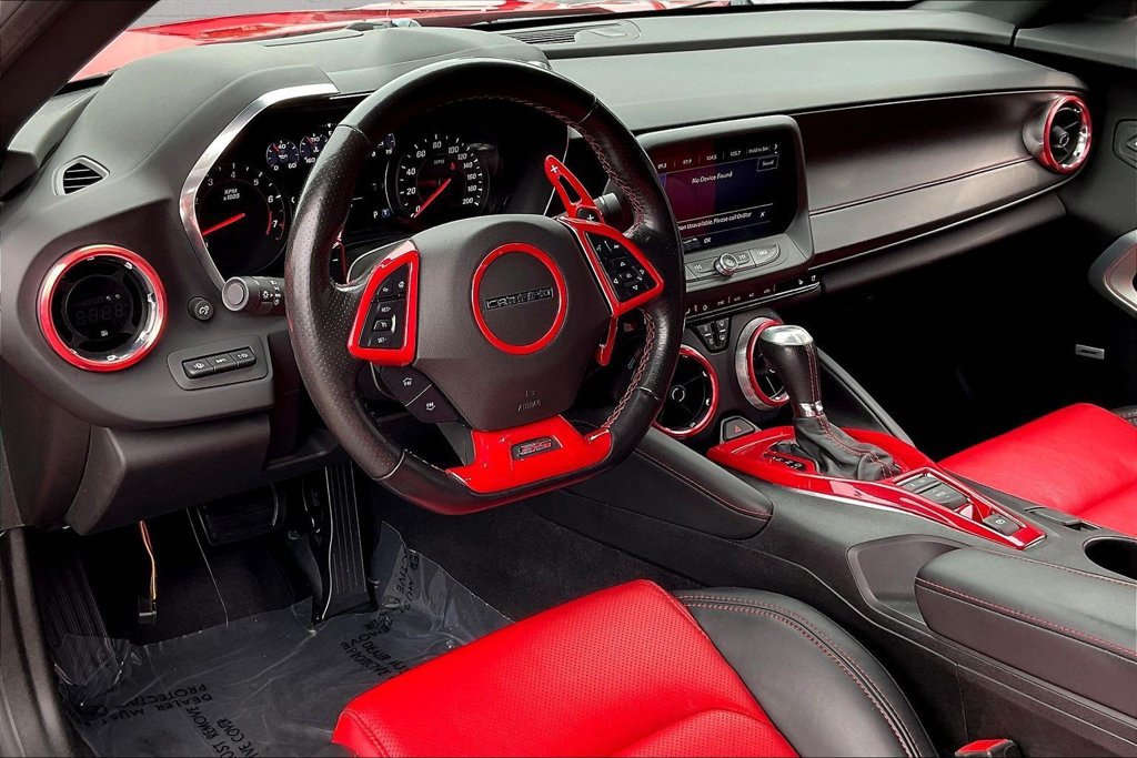 Used 2021 Chevrolet Camaro SS RWD image 15
