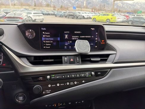 Used 2019 Lexus ES 350 w/ Accessory Package image 15