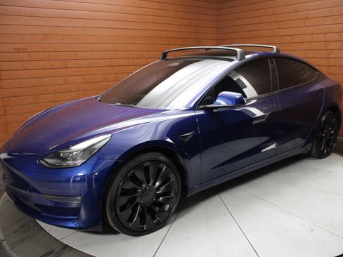 Used 2022 Tesla Model 3 Performance image 9