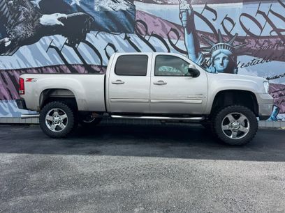 Used 2008 GMC Sierra 2500 SLT w/ Z71 Off-Road Package