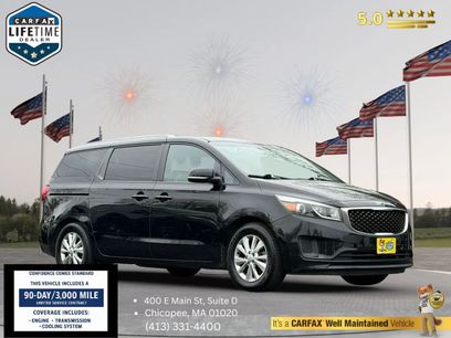 Used 2017 Kia Sedona LX w/ LX Essentials Premium Package