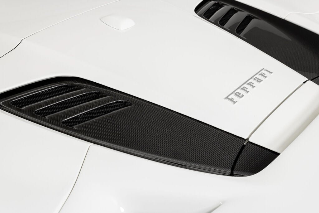 Used 2022 Ferrari F8 Tributo RWD image 25