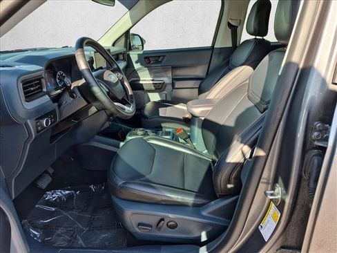 Used 2024 Ford Maverick Lariat w/ Black Appearance Package FWD image 18