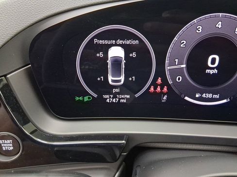 New 2025 Porsche Cayenne Coupe image 19