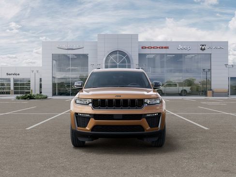 New 2026 Jeep Grand Cherokee L Limited w/ Limited Altitude Package RWD image 6