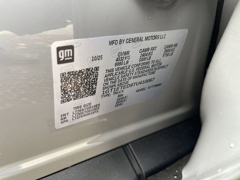 New 2026 GMC Sierra EV Elevation image 32