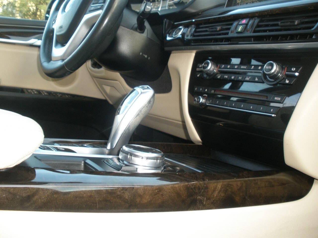 Used 2016 BMW X5 xDrive40e AWD/4WD image 29