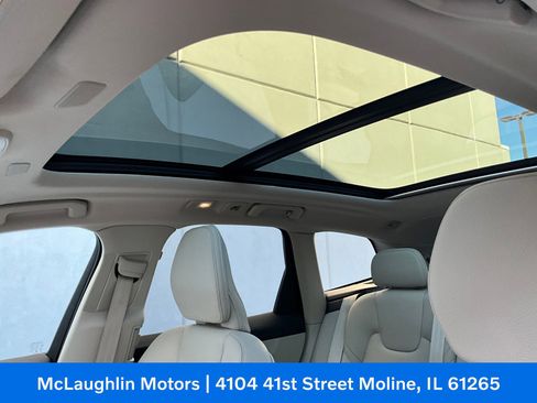 Used 2023 Volvo XC60 B5 Plus w/ Climate Package image 26