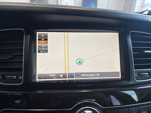 Used 2014 Kia Cadenza Premium image 24