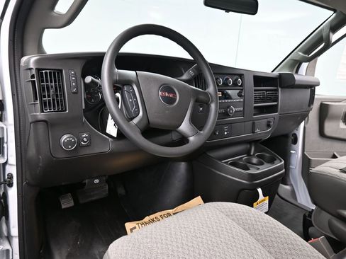 New 2026 GMC Savana 2500 Extended w/ Enhanced Convenience Package image 13