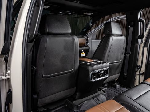 Used 2026 Chevrolet Silverado 1500 High Country w/ High Country Premium Package image 33