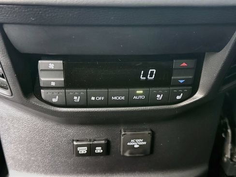 Certified 2025 Toyota Sequoia Platinum w/ Tow Technology Package AWD/4WD image 26