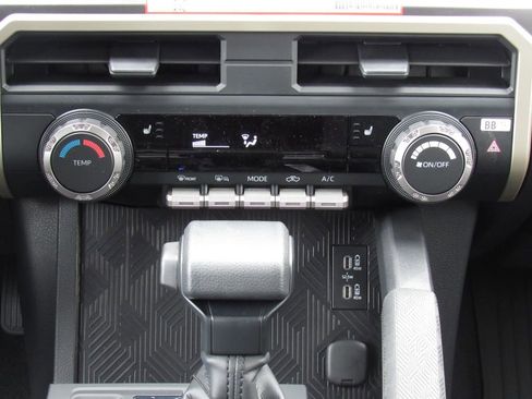 New 2026 Toyota Tacoma SR5 AWD/4WD image 29