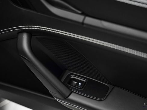 Used 2022 Porsche 911 GT3 image 78