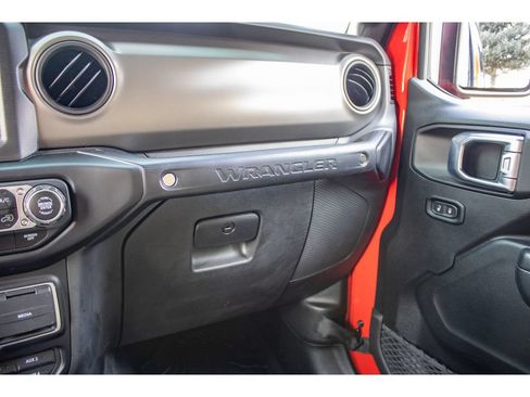 Used 2022 Jeep Wrangler Sport AWD/4WD image 44