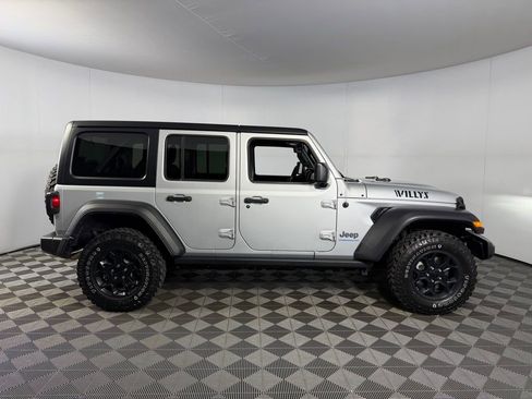 Used 2023 Jeep Wrangler Unlimited w/ 8.4" Radio Group image 5