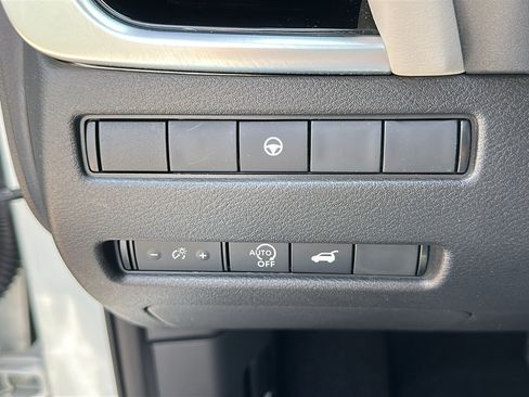 Certified 2023 Nissan Rogue SL w/ SL Premium Package AWD/4WD image 14