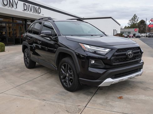 Used 2022 Toyota RAV4 Adventure image 2