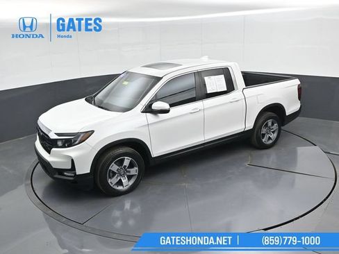 Certified 2025 Honda Ridgeline RTL image 46