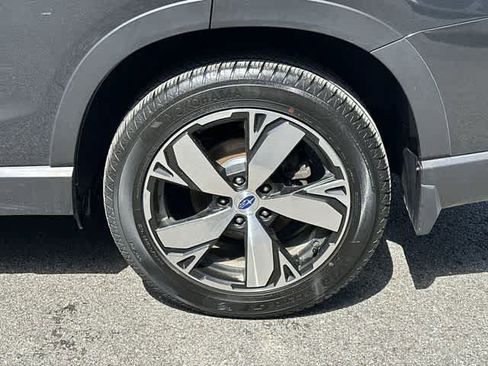 Used 2019 Subaru Forester Touring AWD/4WD image 5