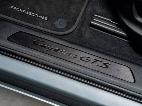 Certified 2022 Porsche Cayenne GTS AWD/4WD image 30