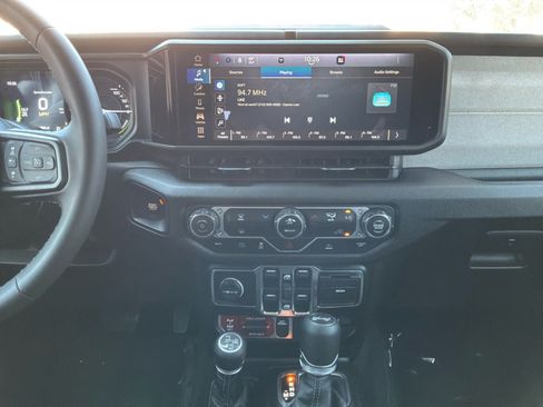 Used 2025 Jeep Wrangler Unlimited Sport S 4xe AWD/4WD image 15