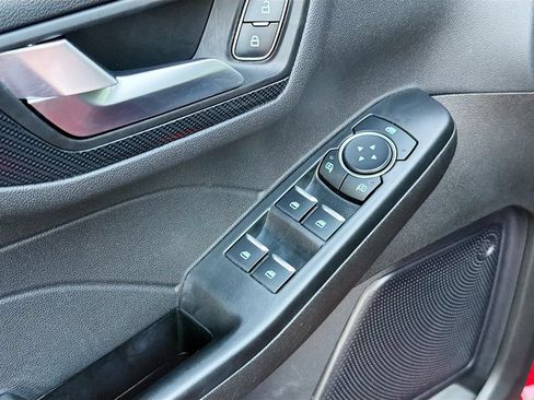 Used 2024 Ford Escape ST-Line w/ Tech Pack #1 FWD image 18