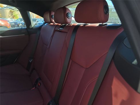 New 2025 BMW i4 xDrive40i image 15