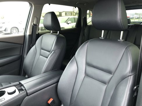 Used 2023 Nissan Rogue SL w/ SL Premium Package image 22