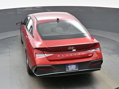 Certified 2025 Hyundai Elantra Blue image 35