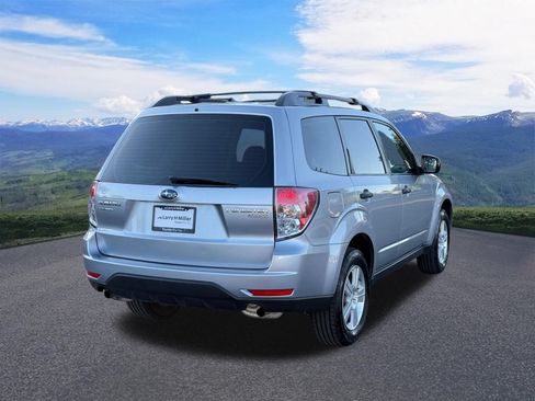 Used 2012 Subaru Forester 2.5X w/ Alloy Wheel Pkg AWD/4WD image 5