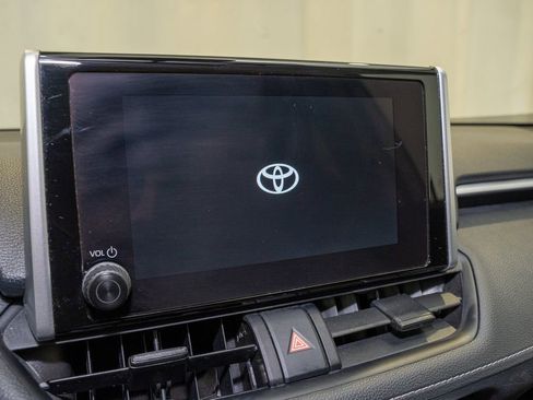 Used 2024 Toyota RAV4 LE image 11