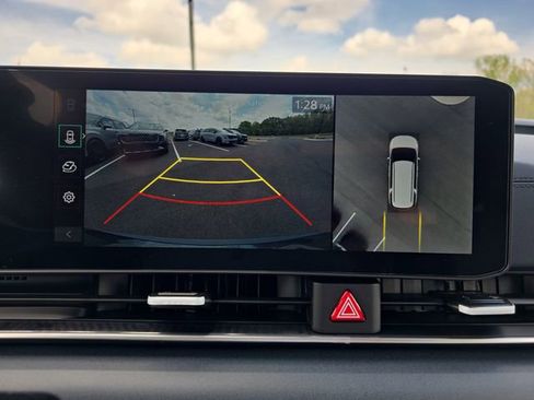 New 2026 Kia Carnival SX FWD image 13