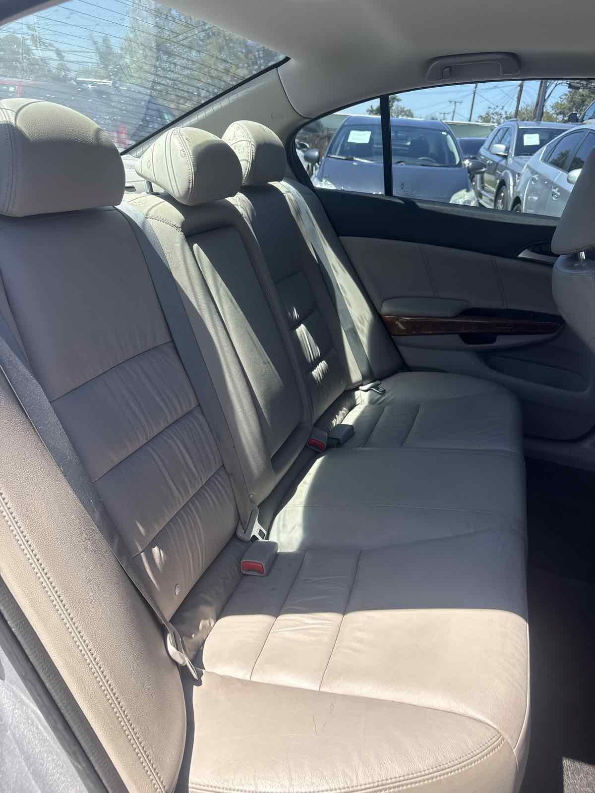 Used 2012 Honda Accord EX-L image 13