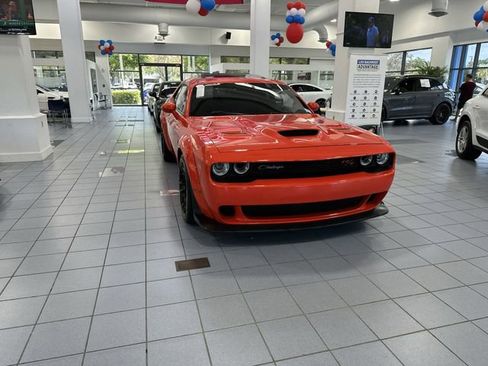 Used 2021 Dodge Challenger R/T Scat Pack RWD image 17