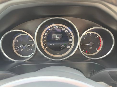 Used 2016 Mercedes-Benz E 250 Sedan image 19