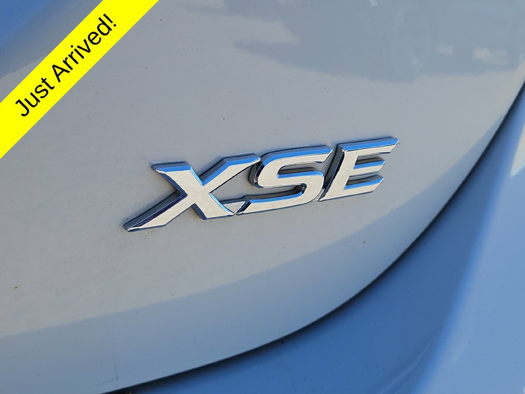 Used 2024 Toyota Camry XSE FWD image 6