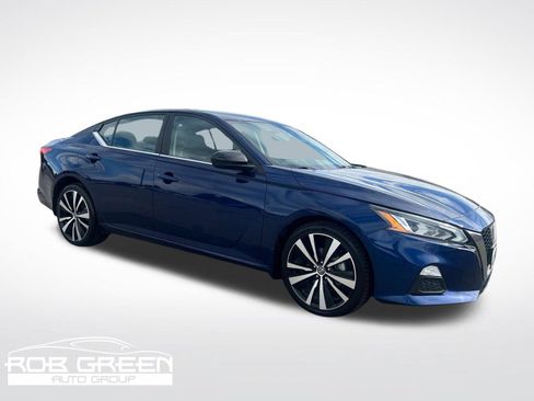 Used 2022 Nissan Altima 2.5 SR AWD/4WD image 1