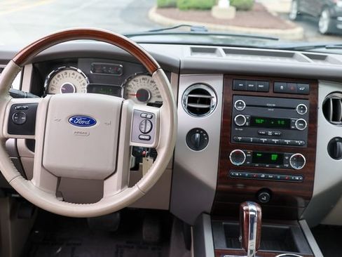 Used 2010 Ford Expedition Limited AWD/4WD image 7