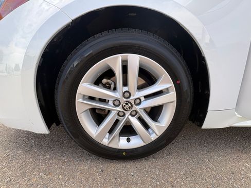 Used 2021 Toyota Corolla SE w/ Carpet Mat Package (TMS) FWD image 26