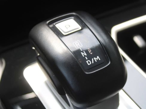 Used 2025 Mitsubishi Outlander SE AWD/4WD image 37