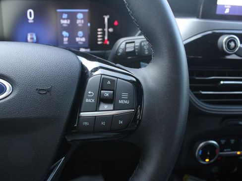 Used 2023 Ford Escape Active AWD/4WD image 12