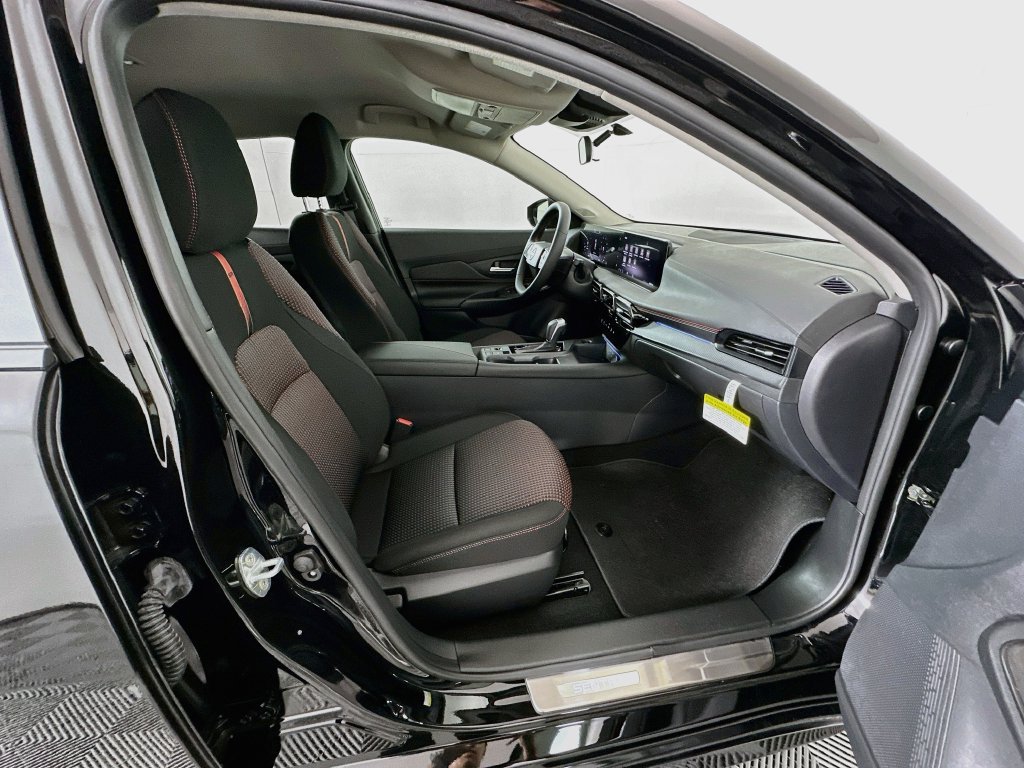 Used 2026 Nissan Sentra SR w/ Floor Mat Package FWD image 25