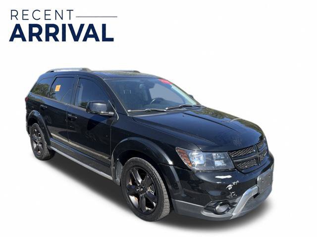 Used 2020 Dodge Journey Crossroad FWD image 2