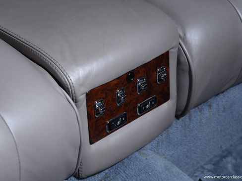 Used 2005 Bentley Arnage R image 37