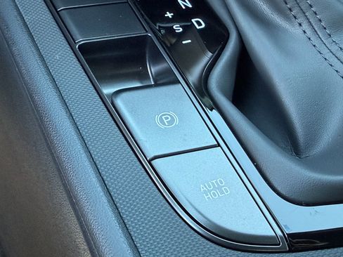Certified 2026 Hyundai Elantra Sport FWD image 24