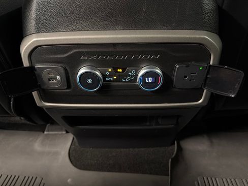Used 2021 Ford Expedition XLT AWD/4WD image 36